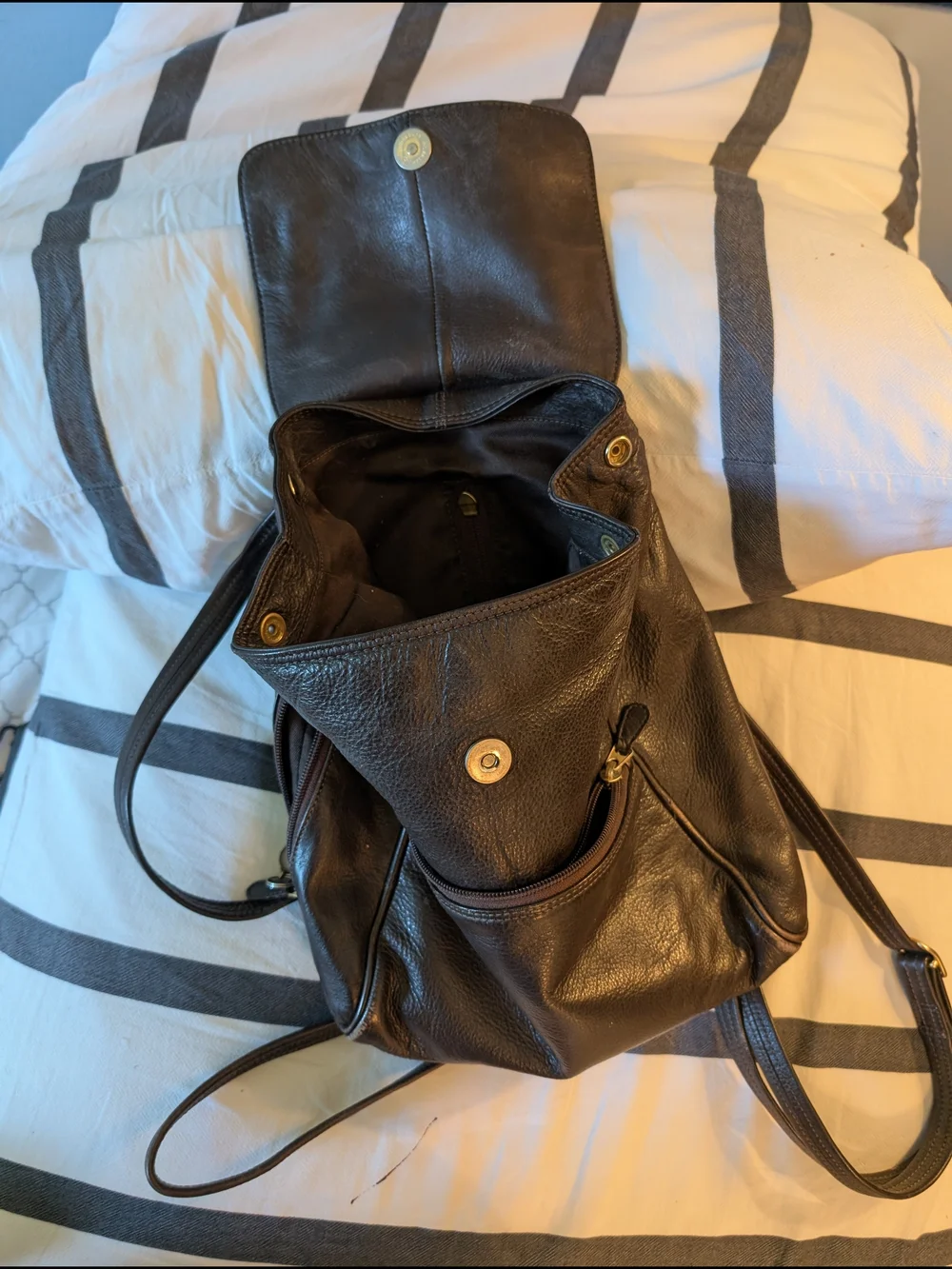 Classic Brown Leather Women’s Backpack Purse